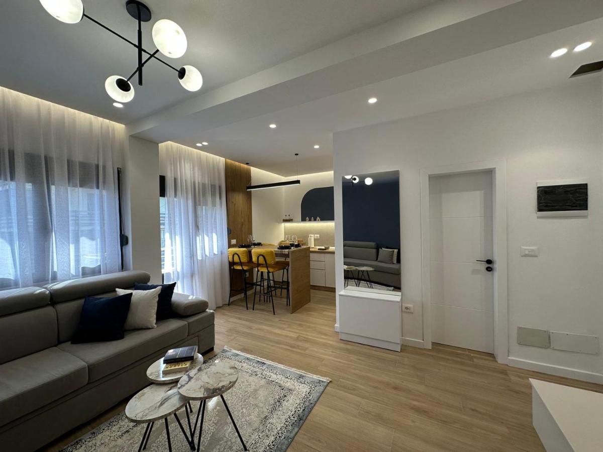 Luxurious Seaside Apartment Durres Ngoại thất bức ảnh